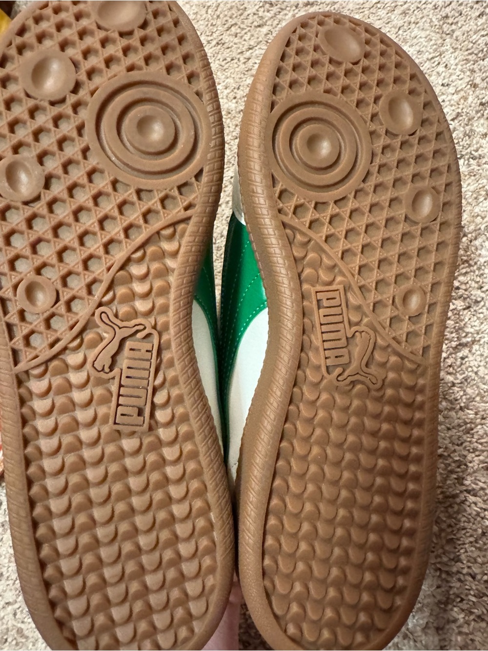 Puma White Sneakers with Green Stripe - Picture 4 of 5